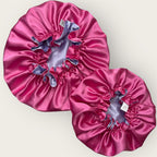 Mama & Mini Satin Set – Dubbelzijdige Bonnet voor Moeder & Kind – Pink Lilac