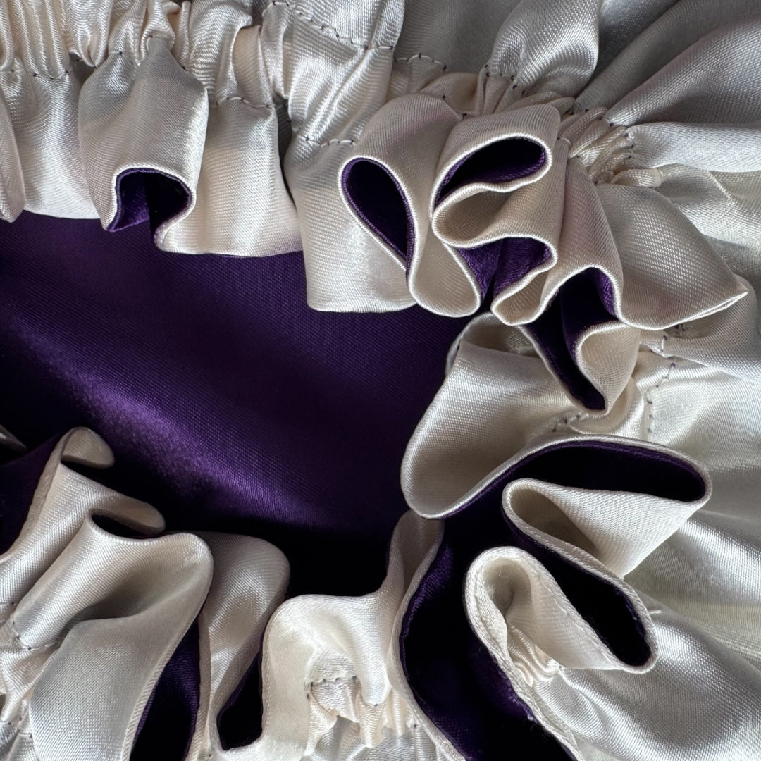 Dubbelzijdige Satijnen Meisjes Bonnet – Purple Cream | Zacht & Beschermend voor Kinderhaar