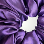Luxe Satijnen Scrunchie – Zacht voor je Haar, Sterk in Stijl – Purple