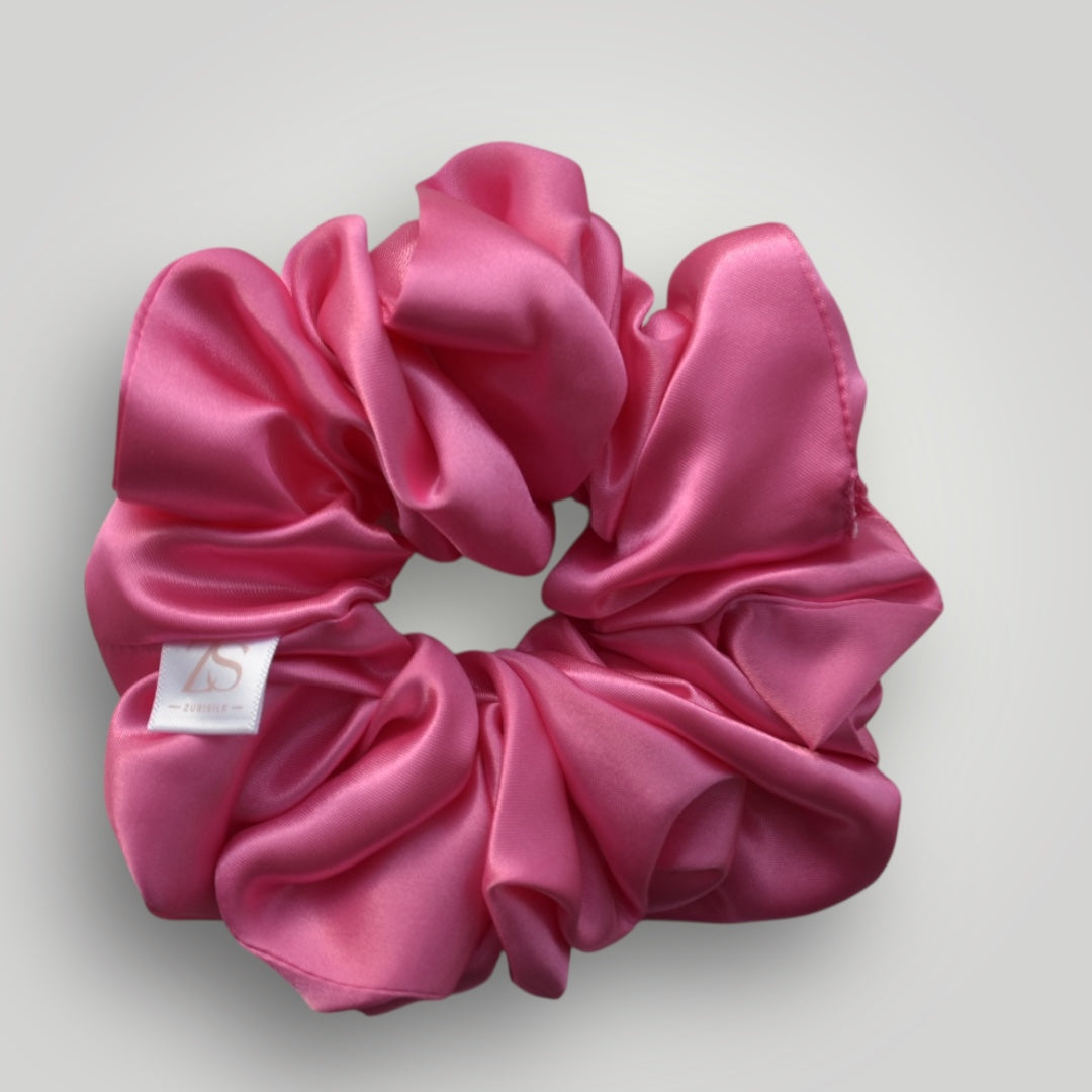 Luxe Satijnen Scrunchie – Zacht voor je Haar, Sterk in Stijl – Pink