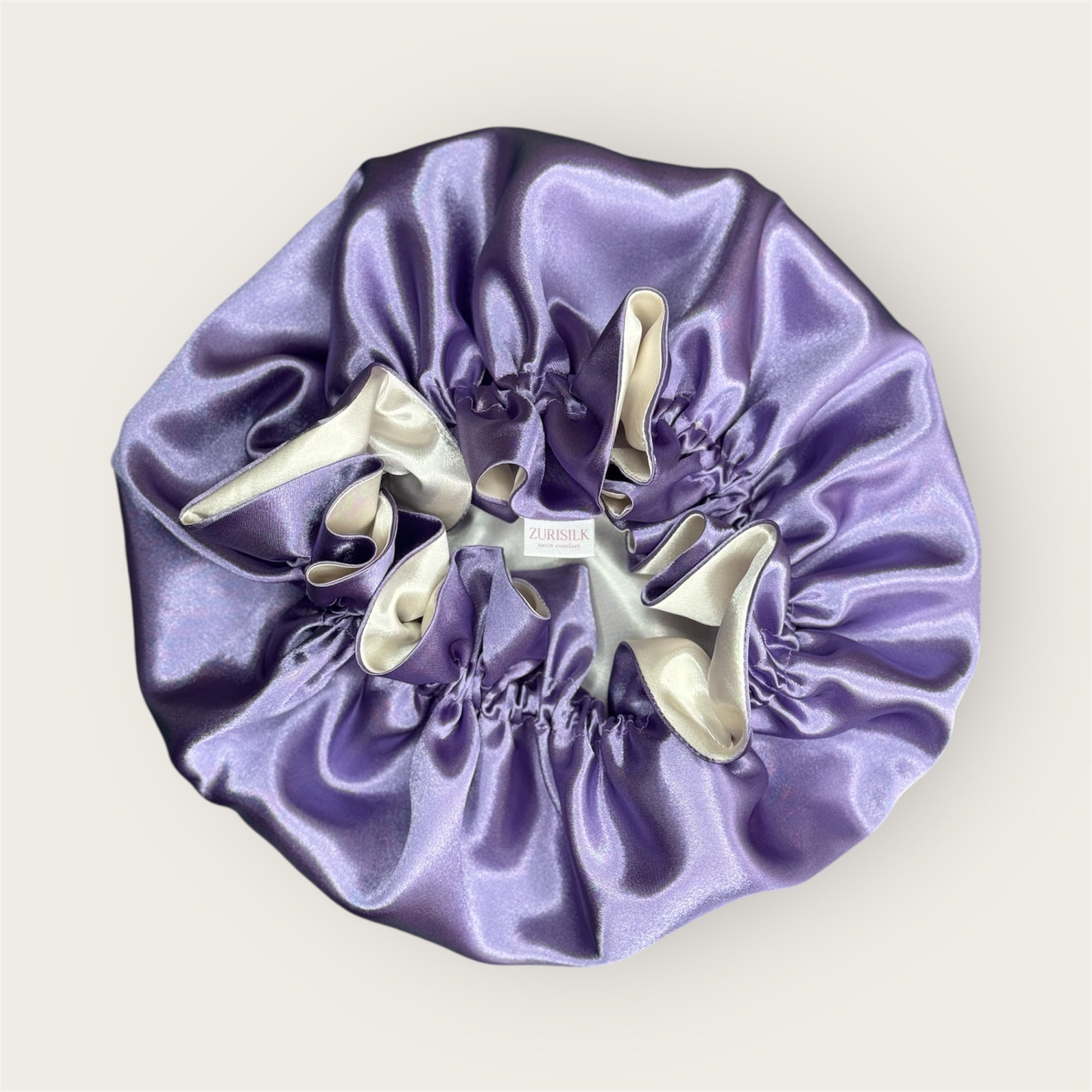 Dubbelzijdige Satijnen Bonnet – Lavender Cream | Luxe bescherming voor je haar