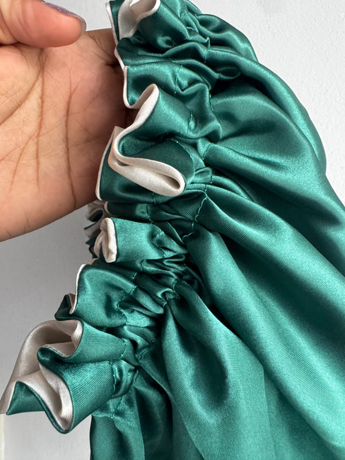 Dubbelzijdige satijnen bonnet – Green Cream