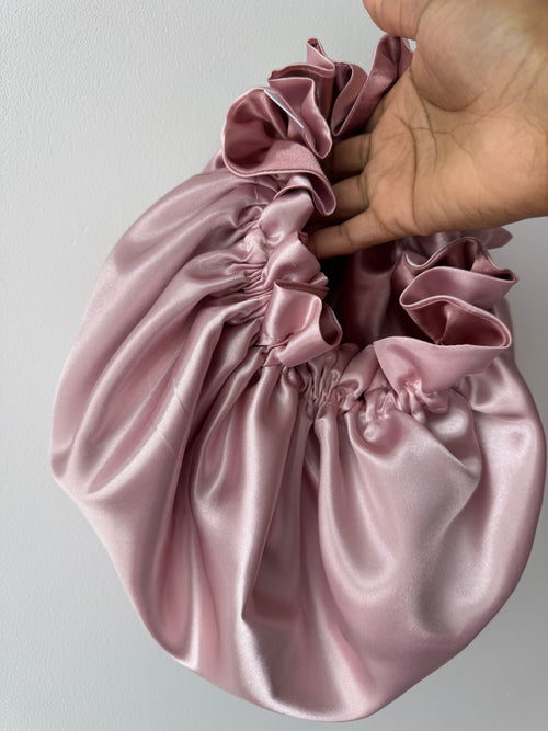 Dubbelzijdige Satijnen Bonnet – Soft Rosy | Luxe bescherming voor je haar